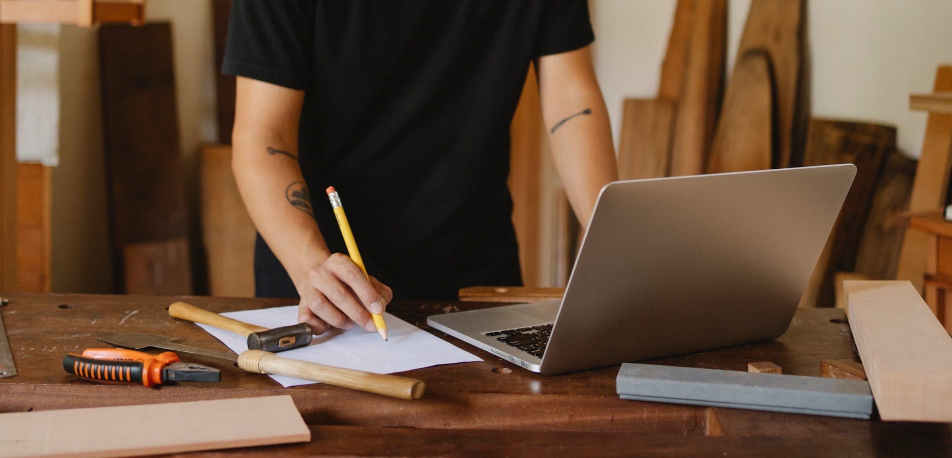 Best Automation Tools for Freelancers supporting image