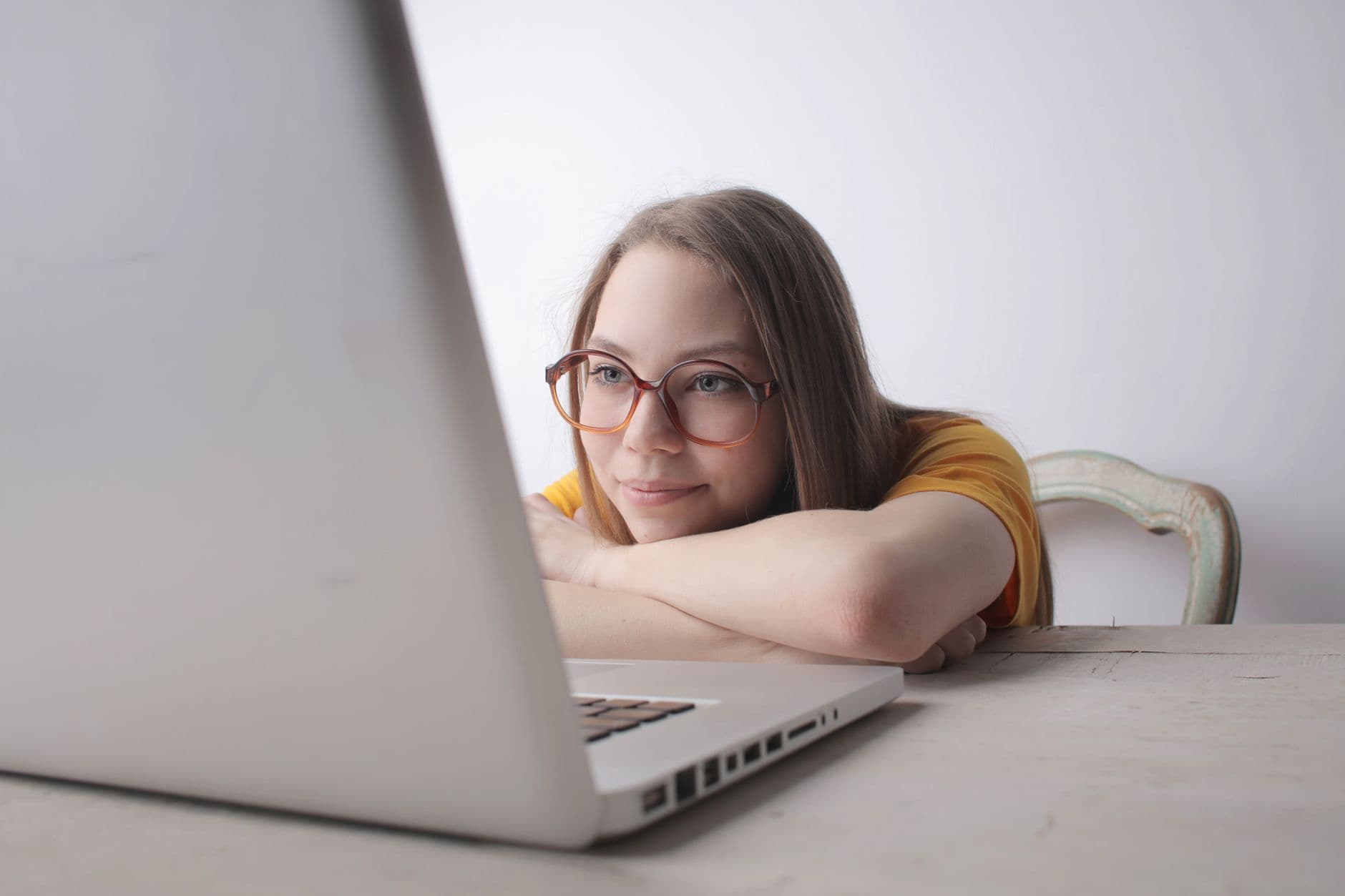 Stop Wasting Time Online (Simple Guide) supporting image